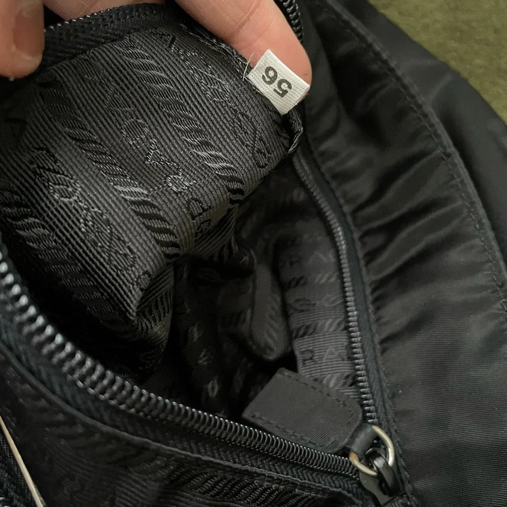 “SOLD”100% Authentic PRADA tote bag🖤🖤🖤 - Picture 9 of 15